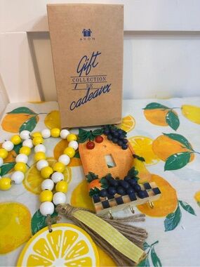 💫10/$25 • Avon Vintage Farmhouse Cottage Core Country Kitchen Raised Switchplate